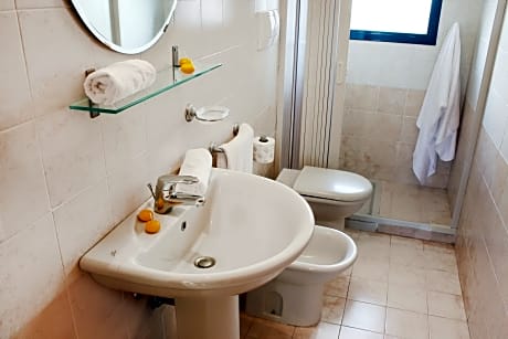 Apartment Capacity 4