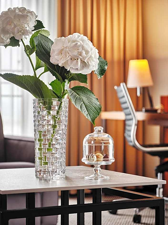 Heron Live Hotel Marina & SPA