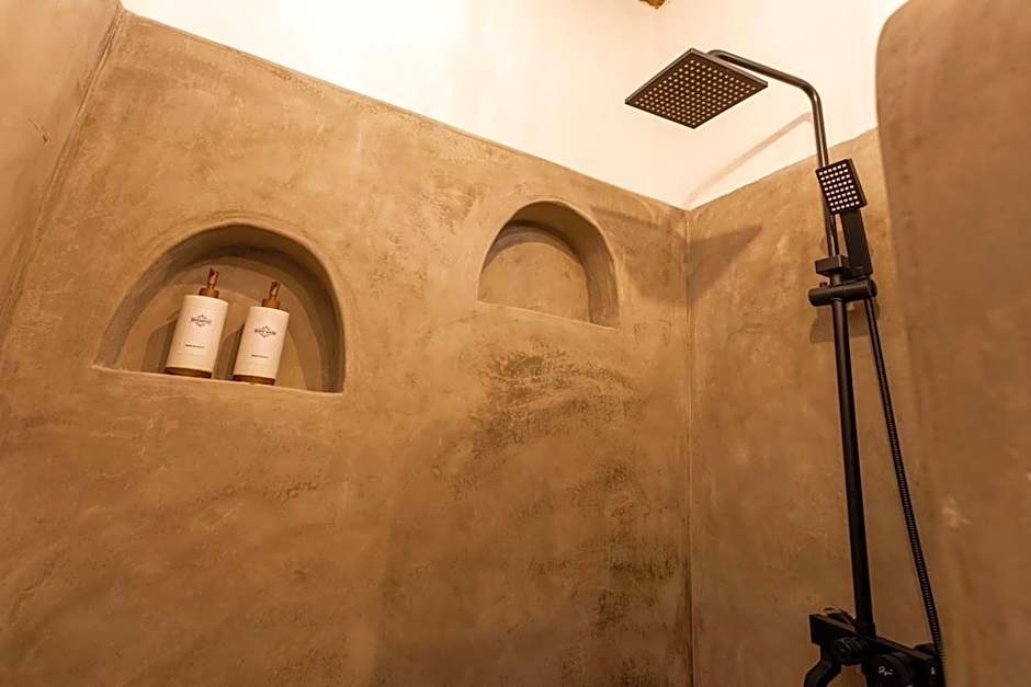 Casa Ananda Boutique Hotel