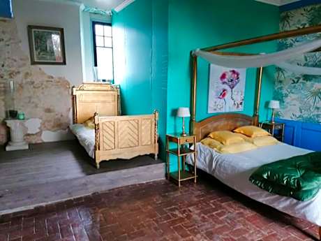 Suite with Garden View