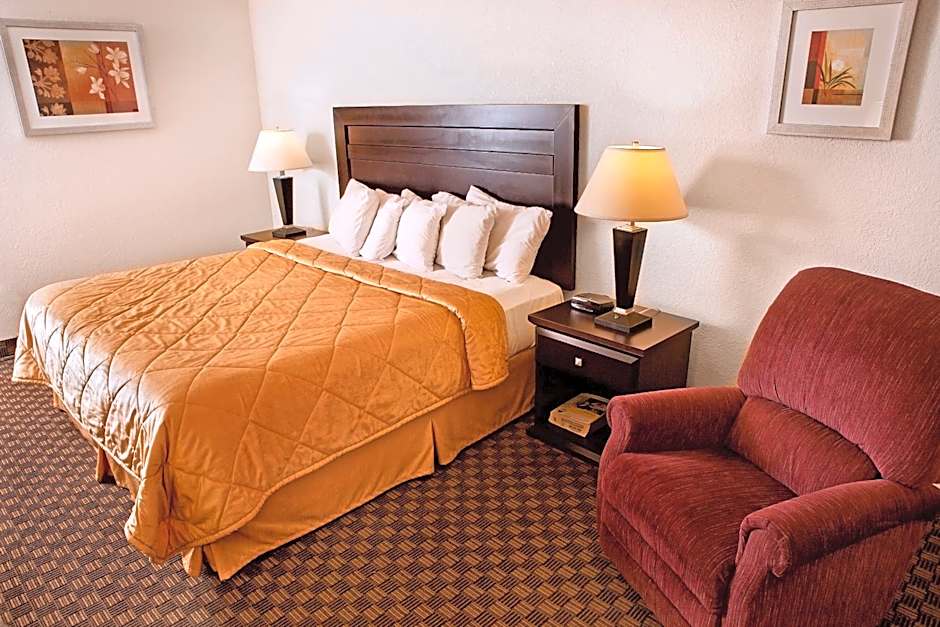 Super 8 by Wyndham Calgary/Airport