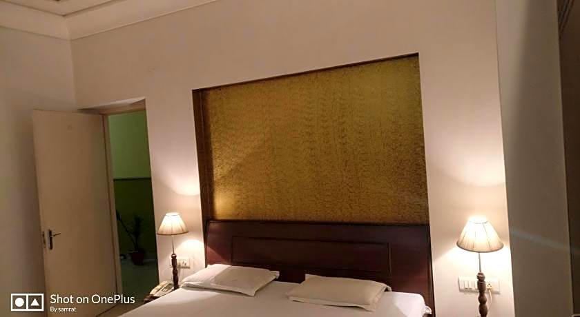 Samrat Hotel