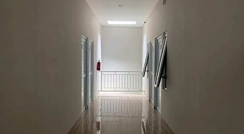 RedDoorz near Alun Alun Purbalingga