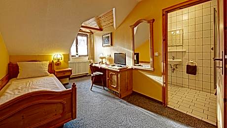 Single Room with Shower