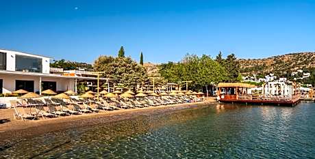 Daphnis Hotel