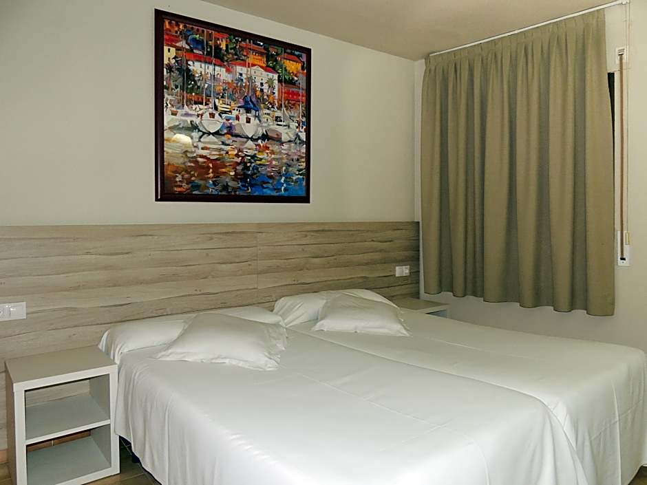 Apartamentos Turísticos Augustus