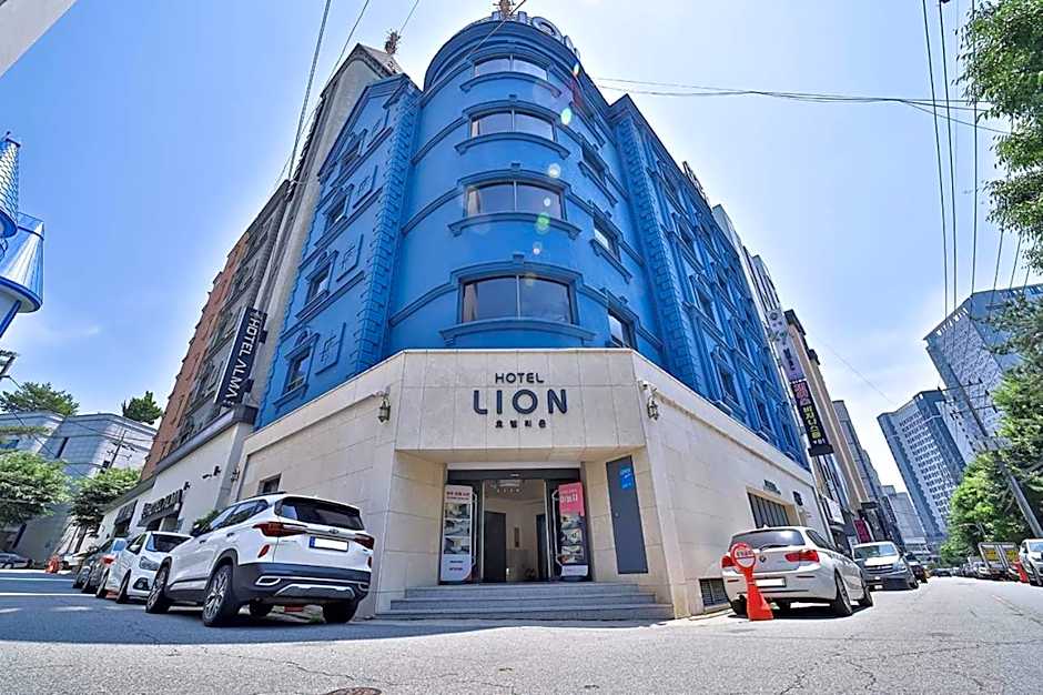 Hotel Lion