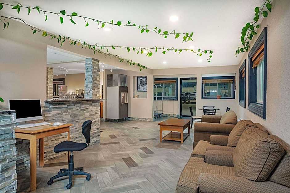 Super 8 by Wyndham Fort Madison
