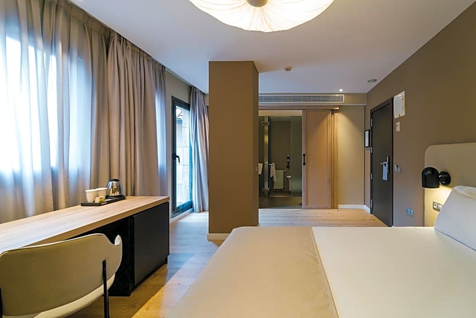 Barcelo Oviedo Cervantes