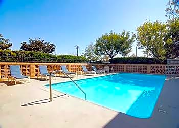 Anaheim Executive Inn & Suites
