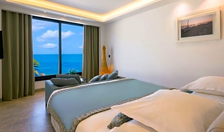 Superior King Room with Sea View