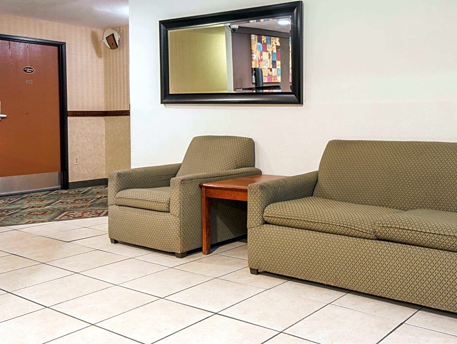 Knights Inn & Suites Gallup