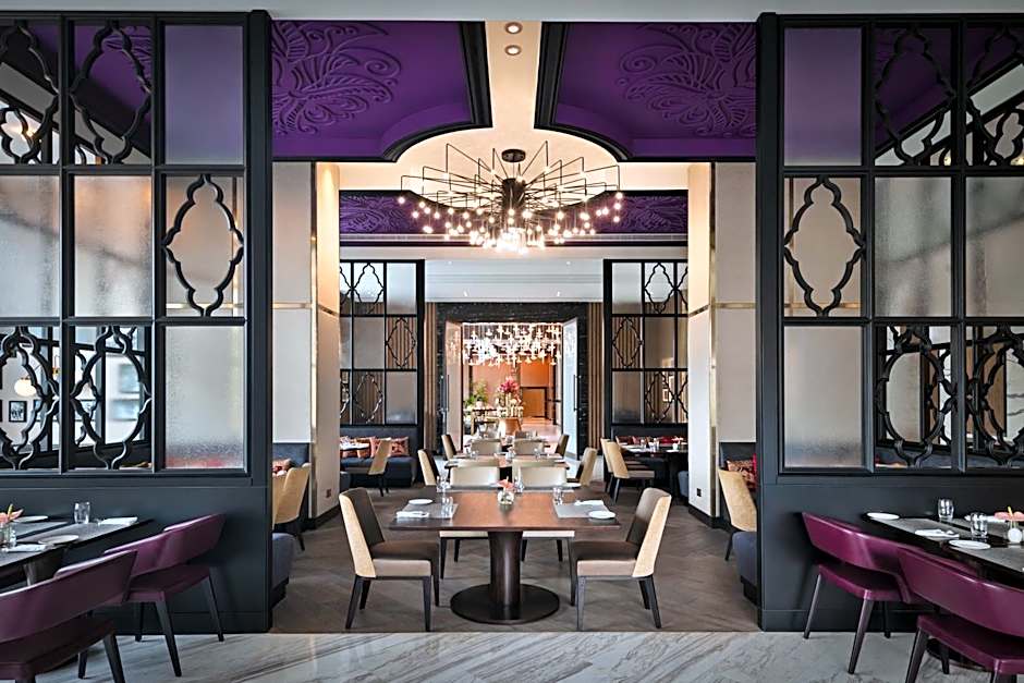 Taj Jumeirah Lakes Towers