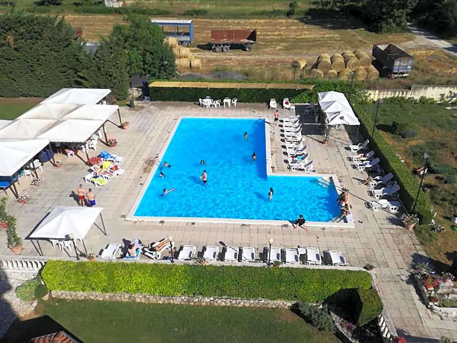 FILIPPONE HOTEL&RISTORANTE