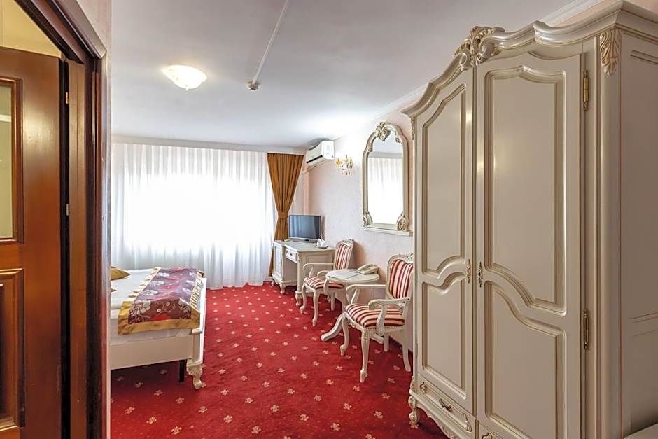 Hotel Capitol