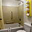 Motel 6-Newnan, GA