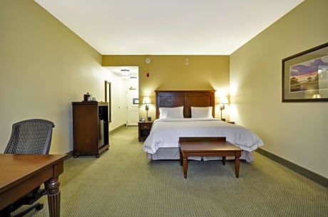 1 King Bed Nonsmoking