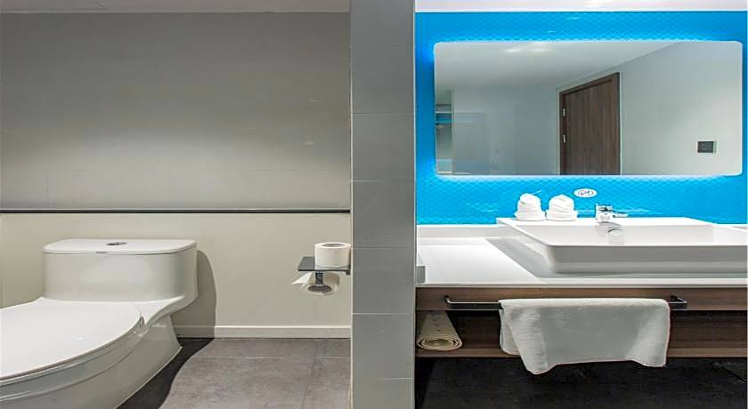 Holiday Inn Express Jiangmen Jianghai By IHG