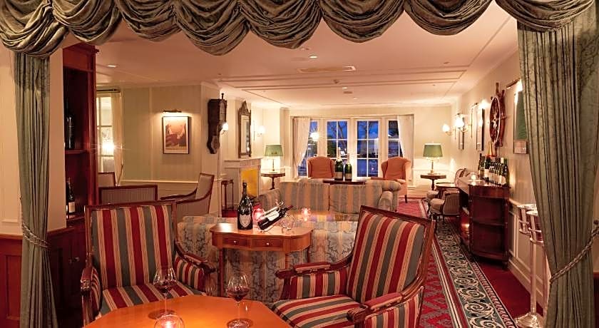 Hotel Amsterdam Huis Ten Bosch