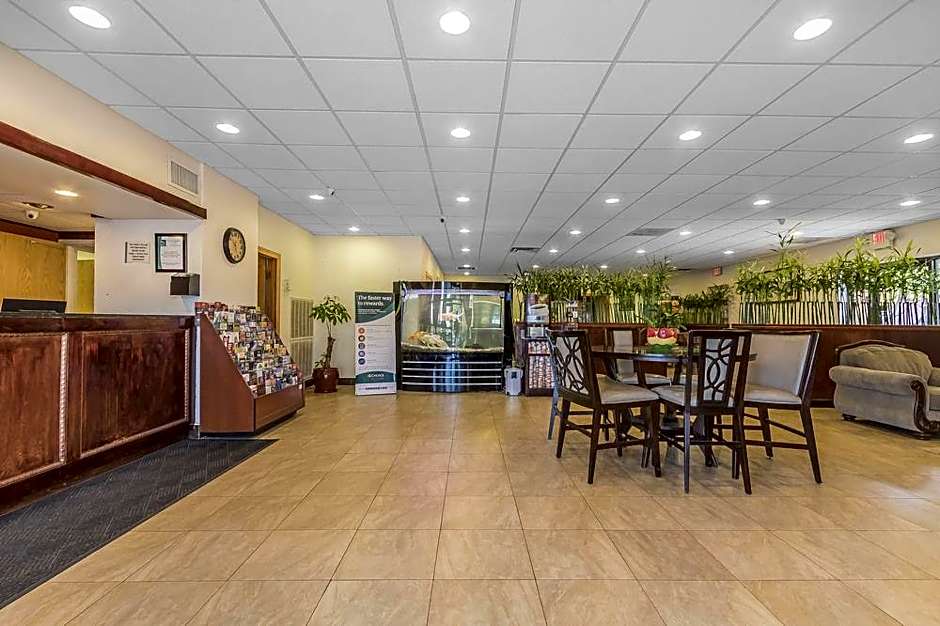 Quality Inn Dickson