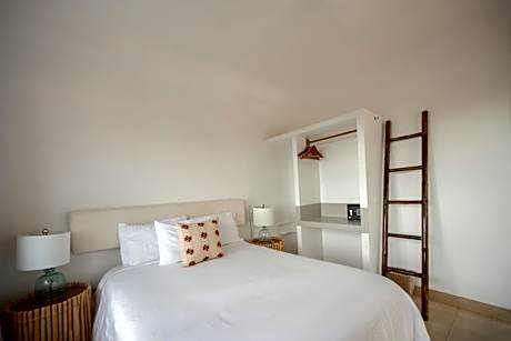 Premium Suite
