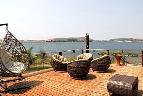 Chale com vista e acesso ao Rio Grande - MG