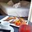 Smart Hotel Gallery House
