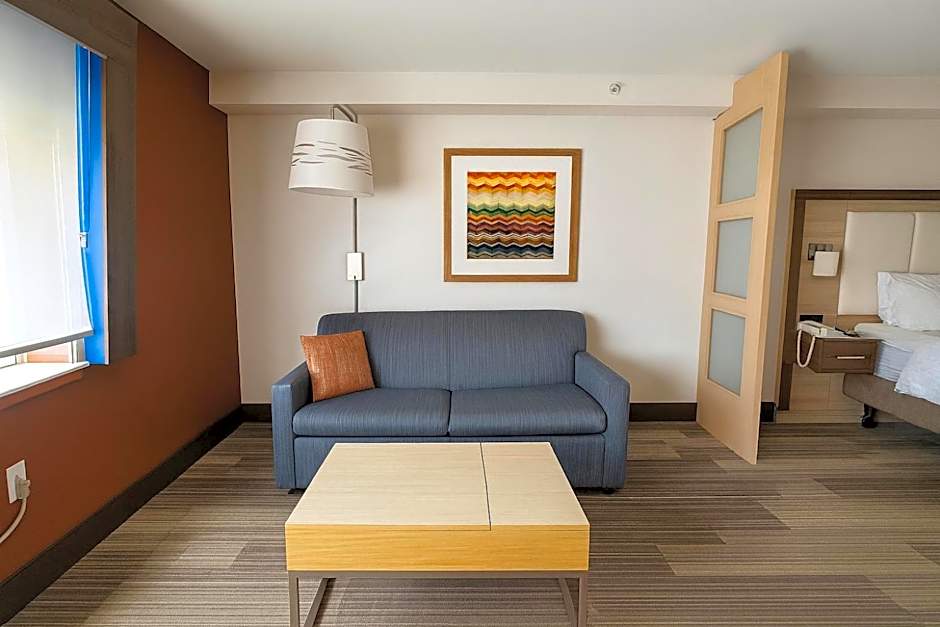 Holiday Inn Express & Suites Halifax - Bedford By IHG