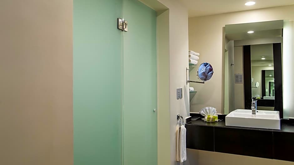 Holiday Inn Mexico Dali Airport By IHG