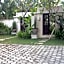 OYO 915 Villa Sari