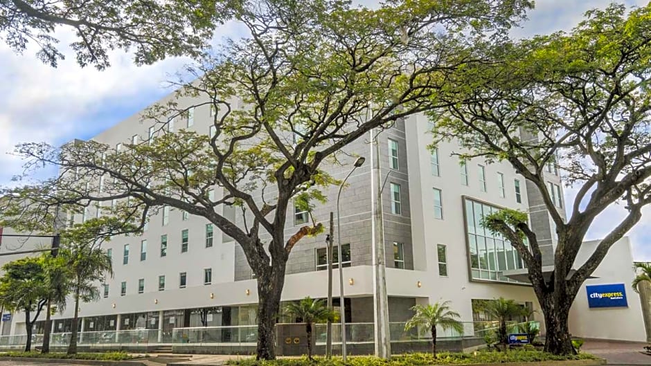 City Express Plus by Marriott Cali