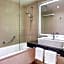 Courtyard by Marriott Paris Saint Denis