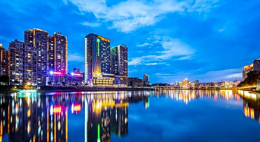 Holiday Inn NEIJIANG RIVERSIDE By IHG