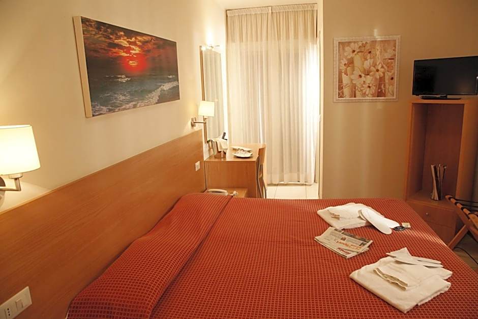 Hotel Majorca sul Mare in centro a Riccione con Area Fitness