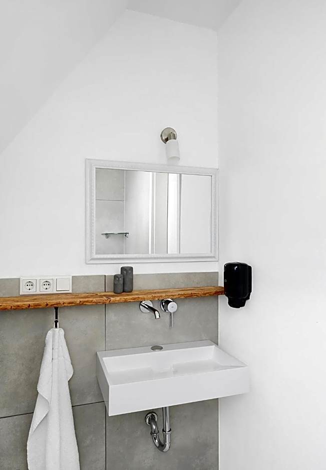 OLD PRINTING HOUSE - Modern I City I 2 Min HBF I E-Ladesäule