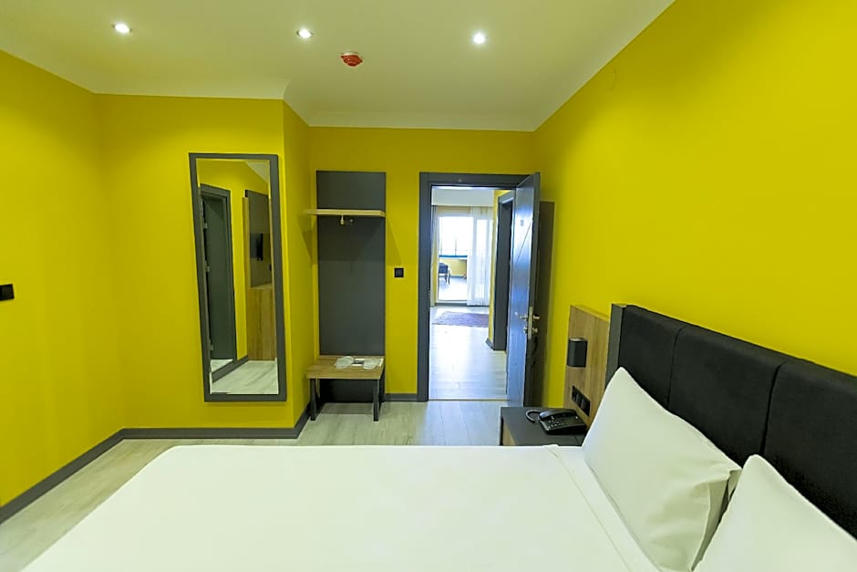 ROY OTEL AKCAY