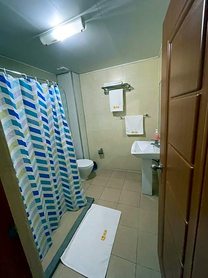 Kirin Guesthouse and Restaurant