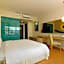 Oceania Hotel