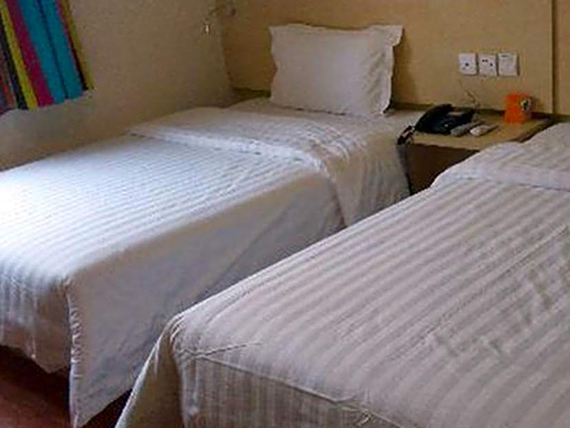 7 Days Inn Xi'an High-Tech Electronic City College of Arts and Sciences