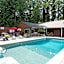Sunshine Lodge Inn