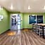 Stay Express Inn & Suites - Brunswick