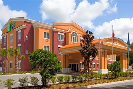 Holiday Inn Express Hotel & Suites Brooksville-I-75, an IHG Hotel