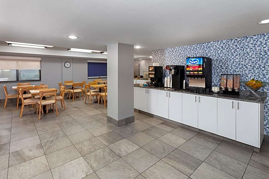 AmericInn by Wyndham Appleton North/Little Chute