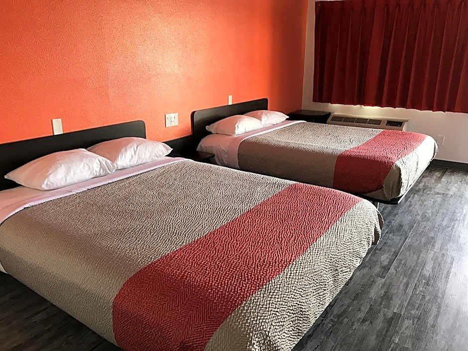 Motel 6-Barstow, CA - Route 66