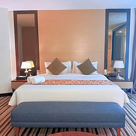 Executive King Room