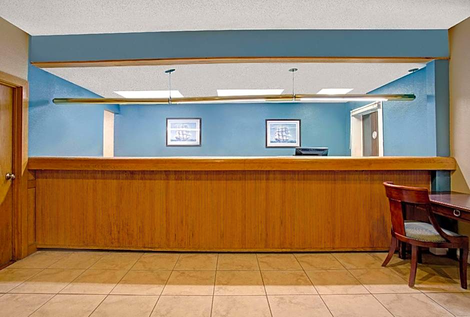 Super 8 by Wyndham Norfolk/Chesapeake Bay
