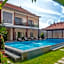 Tom's Inn Pecatu