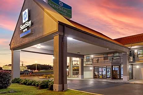 SureStay Hotel by Best Western Lenoir City