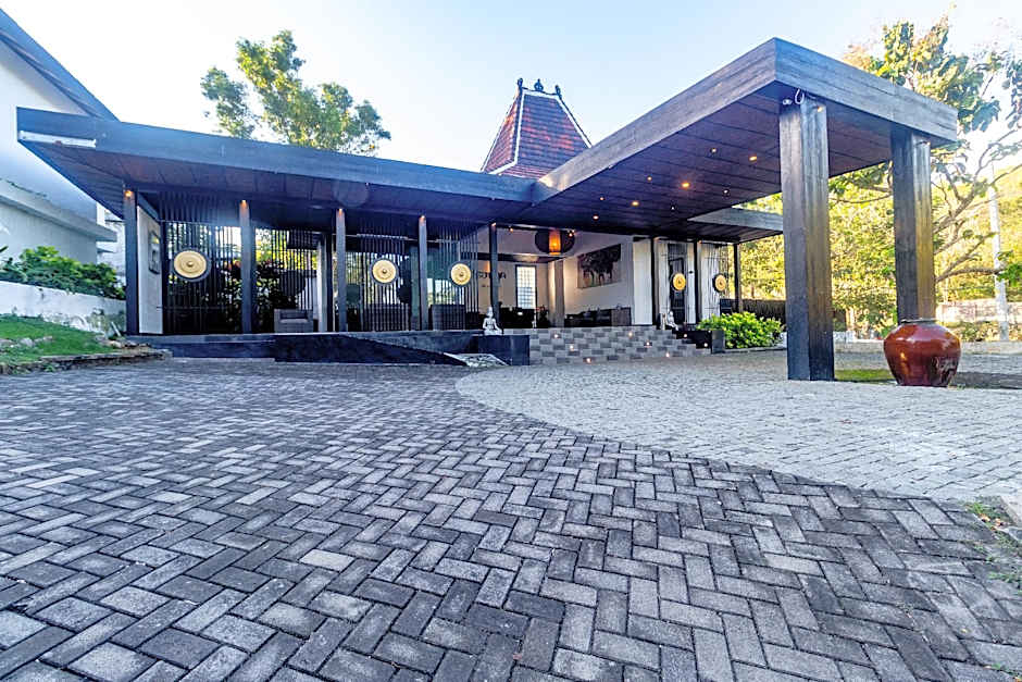 Surya Melasti Beach Villa