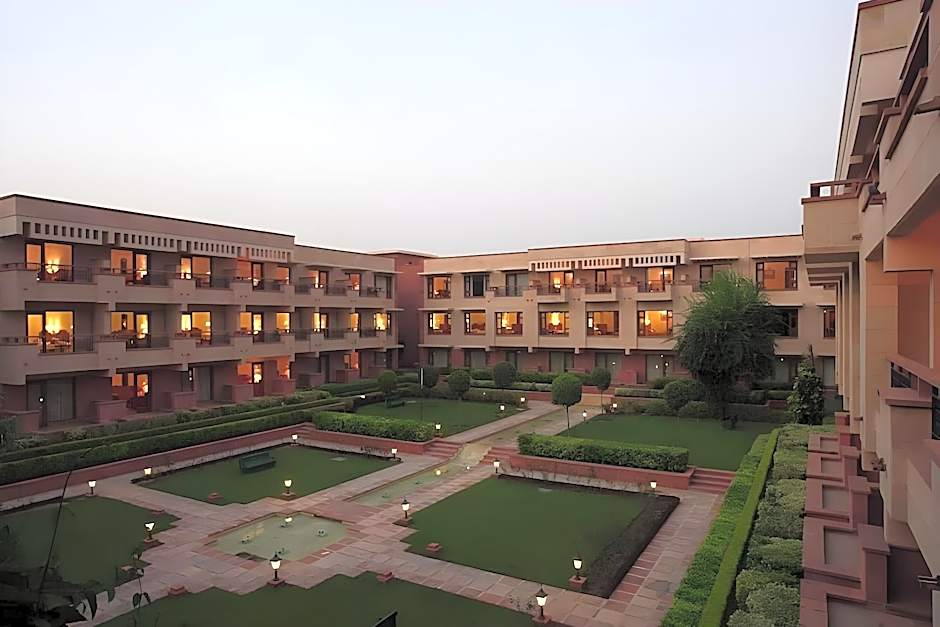 Jaypee Palace Hotel & International Convention Centre
